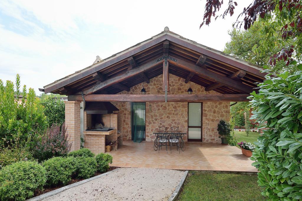 Agriturismo I Granai Crocemaroggia Buitenkant foto