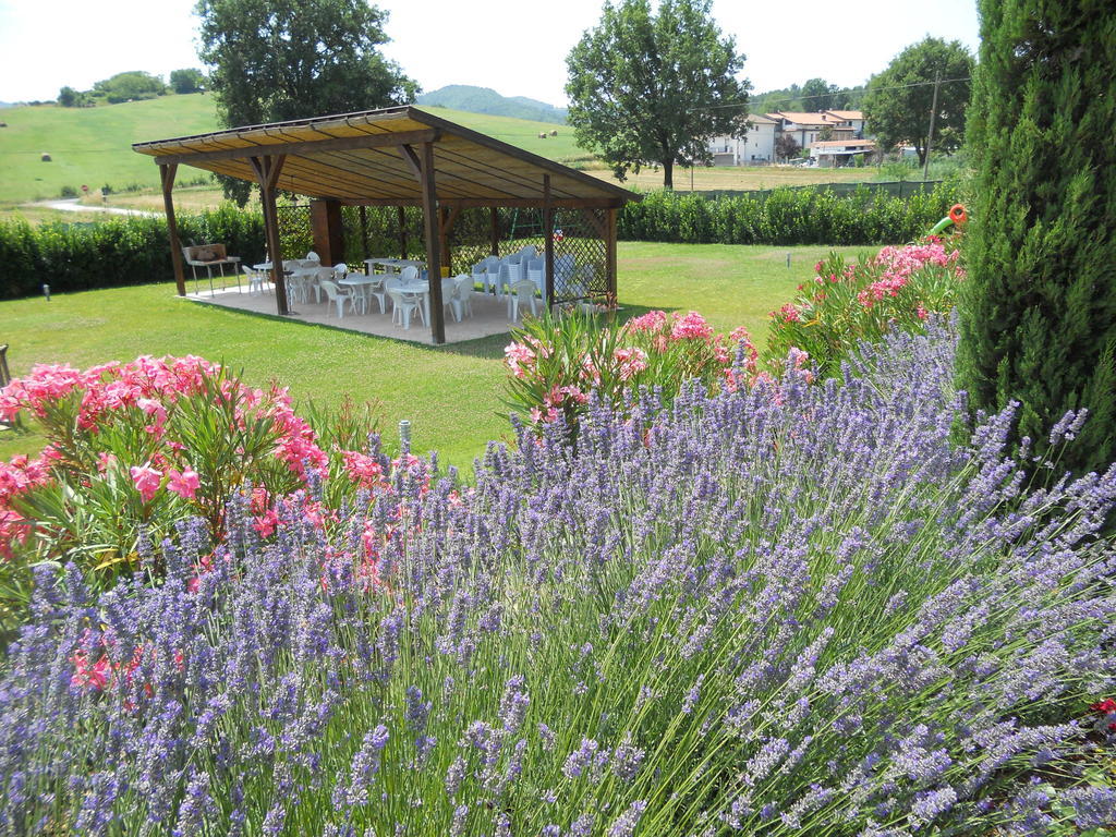 Agriturismo I Granai Crocemaroggia Buitenkant foto
