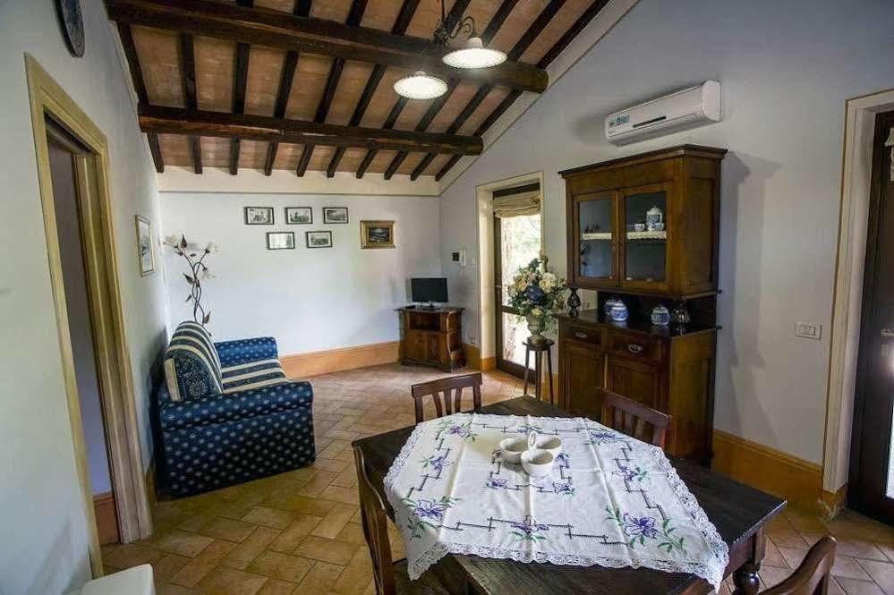 Agriturismo I Granai Crocemaroggia Buitenkant foto