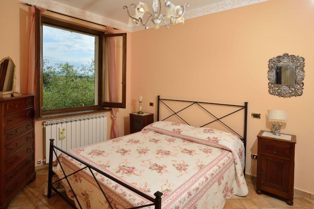 Agriturismo I Granai Crocemaroggia Buitenkant foto
